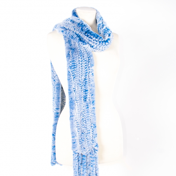 Blauer Schal aus gestricktem Rexkanin, snowtop